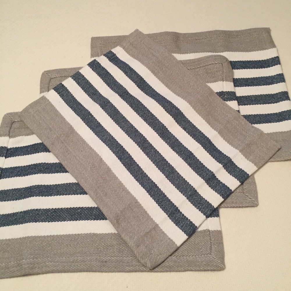 4 New Soft Canvas like Placemats